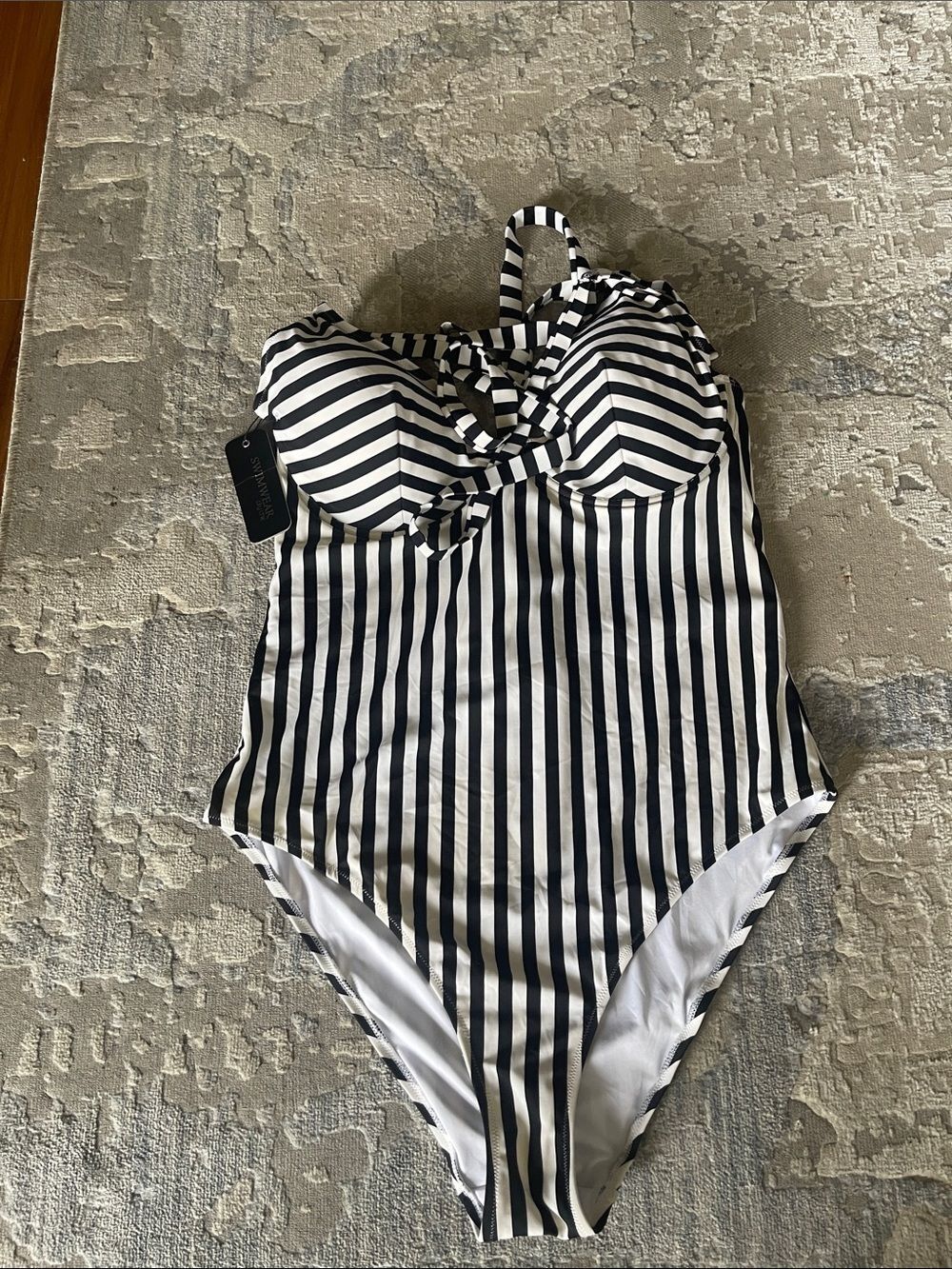 City Chic nwt Black & White Striped One-Piece Swimsuit - Picture 2 of 7